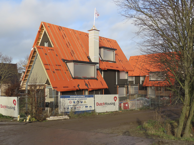 851397 Afbeelding van de bouw van twee 'exclusieve landhuizen' op het nieuwbouwproject Laan van Rijn aan de Zandweg te ...
